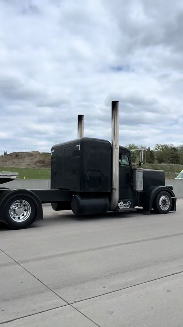 @MN TRUCKS