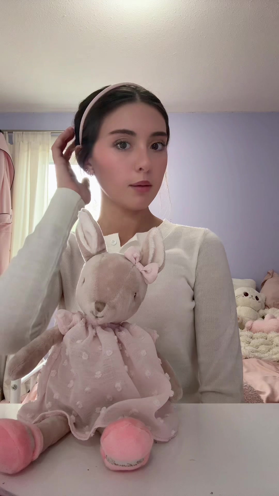@🎀~ 𝑳𝒊𝒗𝒗𝒚 ~🎀
