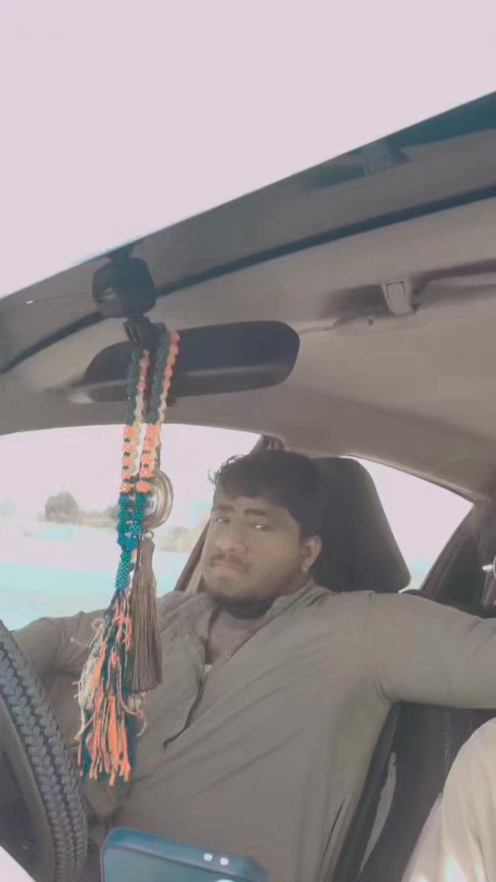 @𝑙𝑎𝑑𝑙𝑎ℎ بلوچ💕