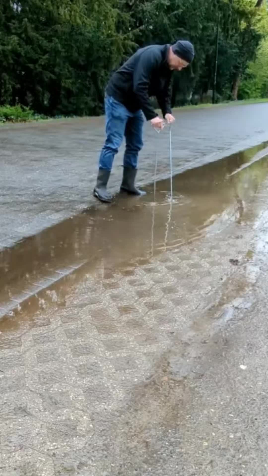 @Satisfying Drains