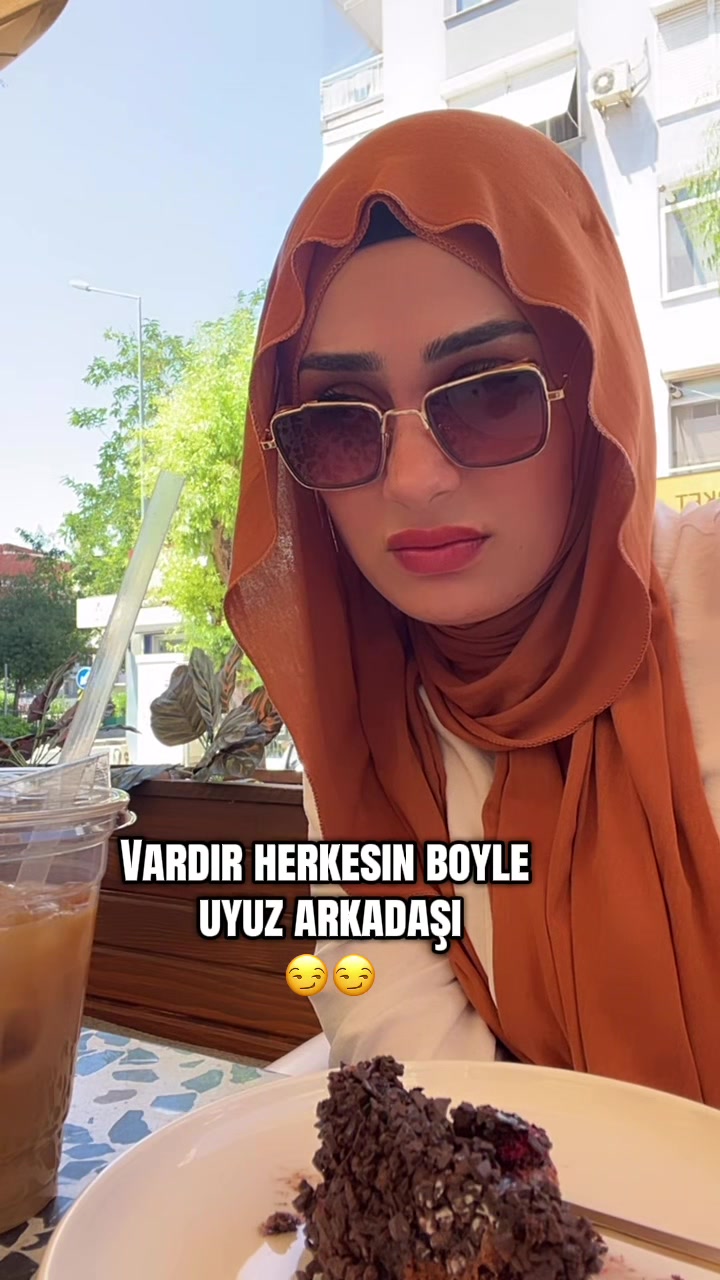 @𓆰𝑺𝑼𝑹𝑨𝑻𝑺𝑰𝒁 𝑨𝑩𝑳𝑨🎭