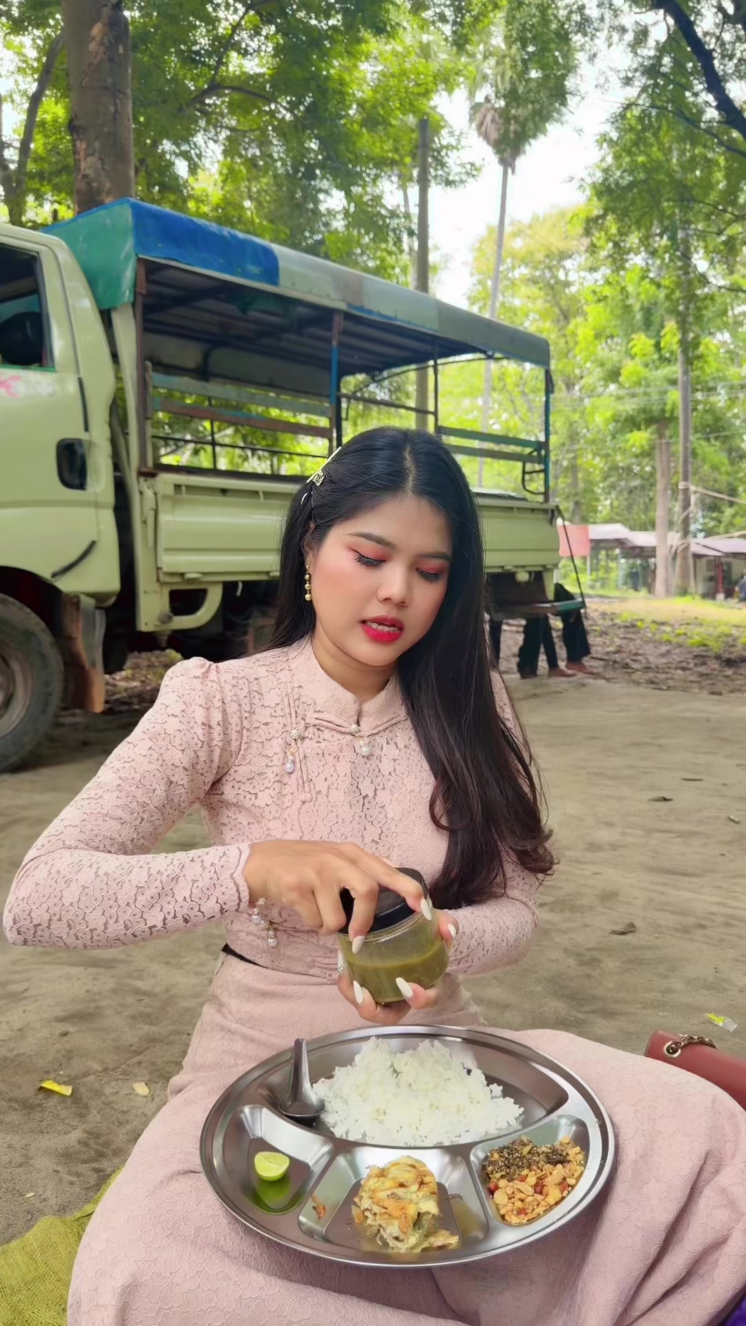 @Htet Myat Moe