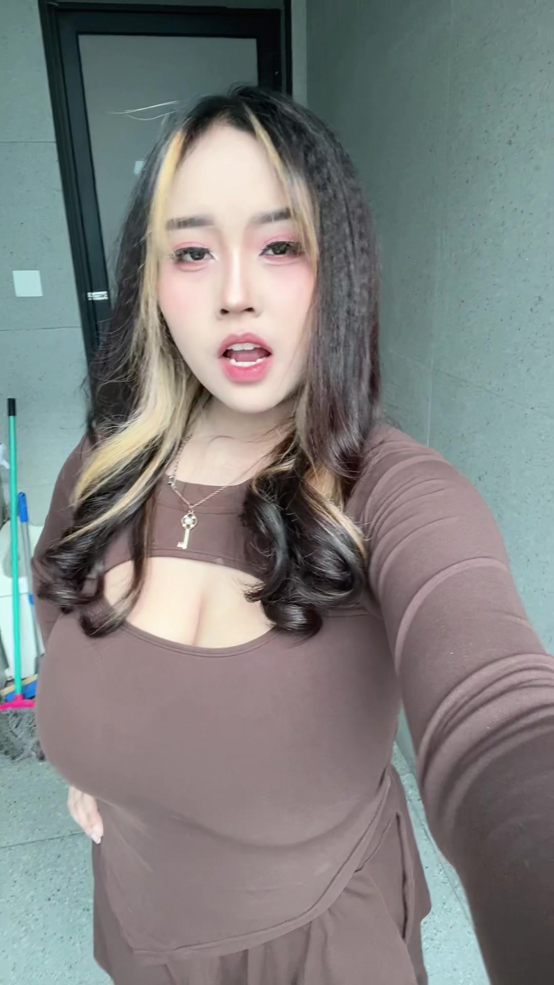 @pawwci3