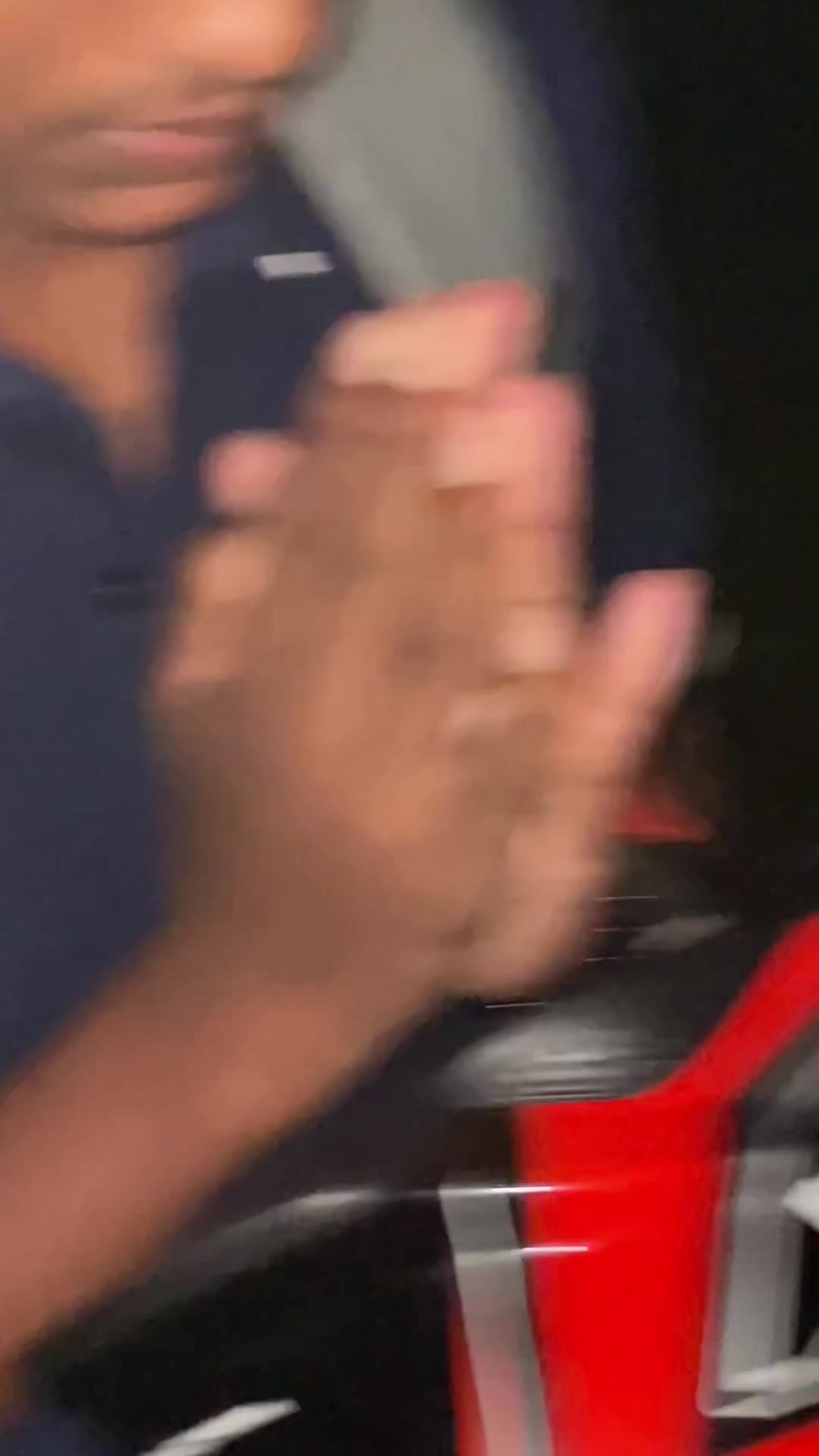 @Shenzz_.