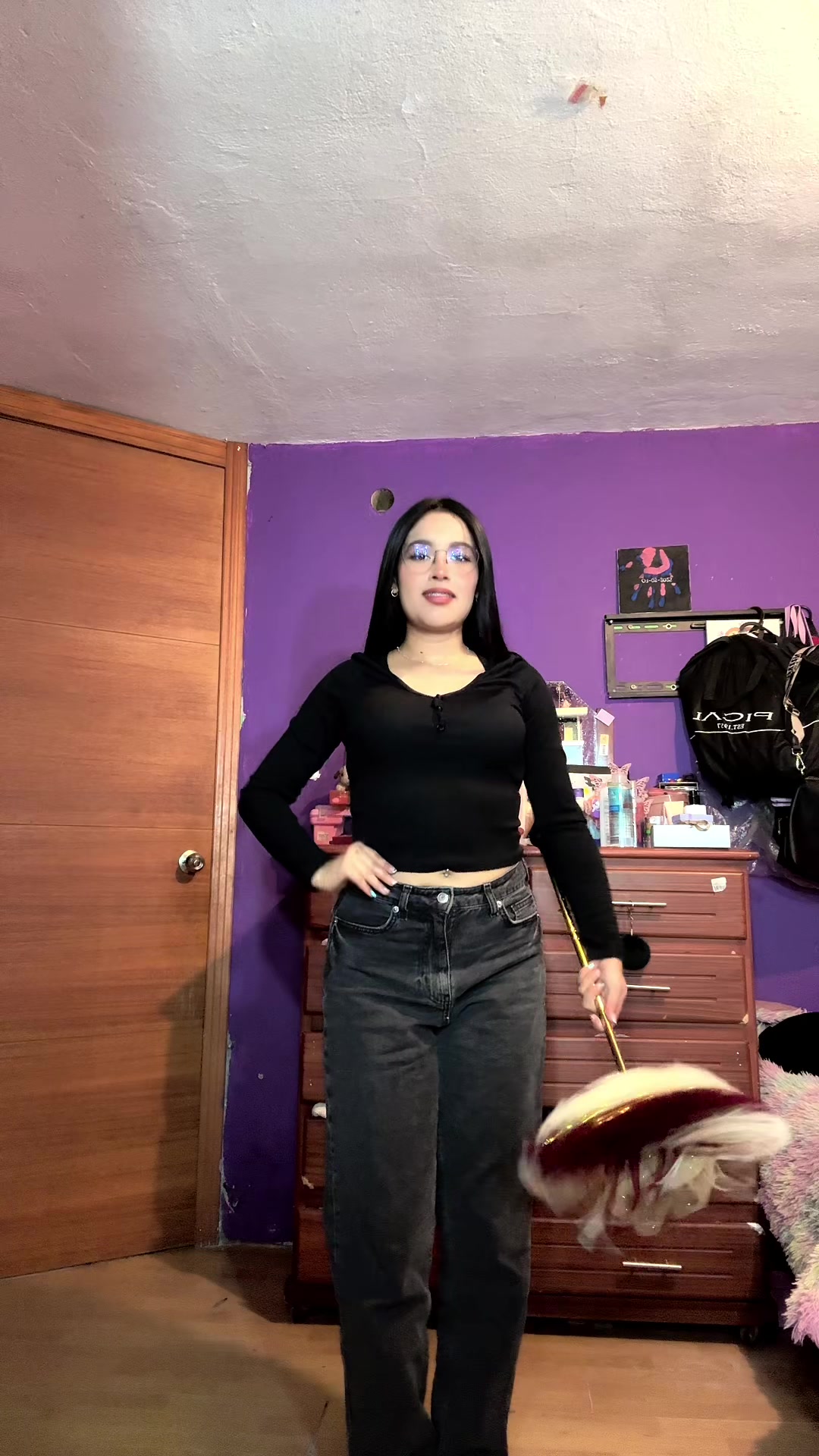 @𝕸𝖝𝖊𝖑 🍯