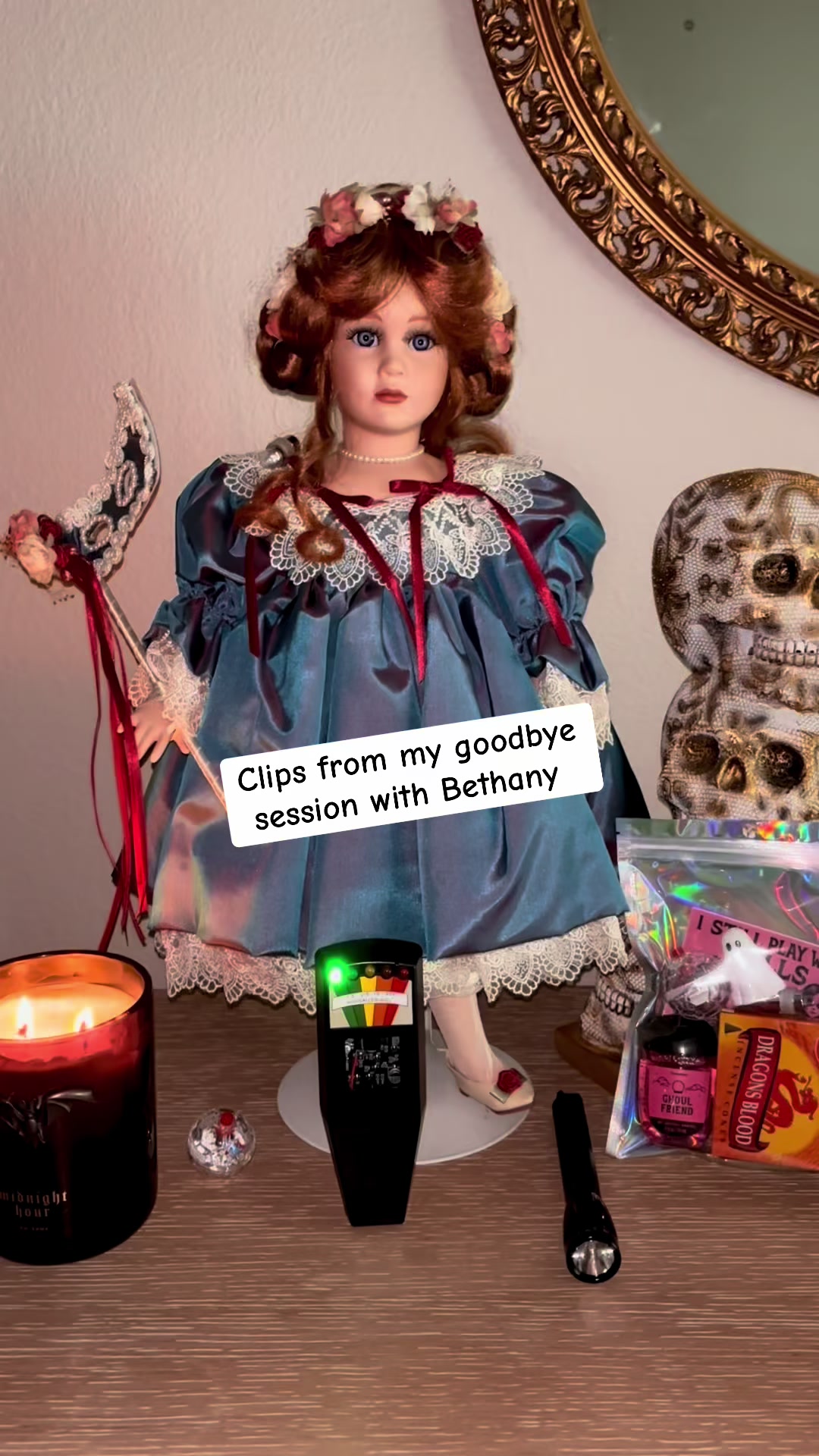 @micHELLe😈