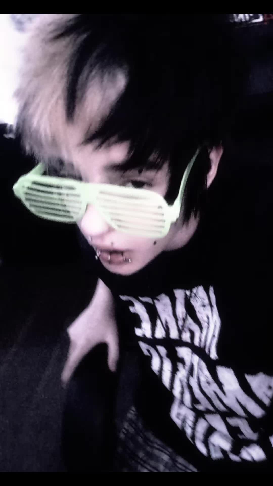 @🦨🫀