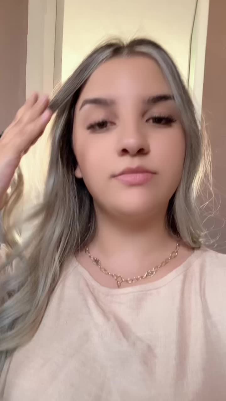 @𝒜𝓃𝒾