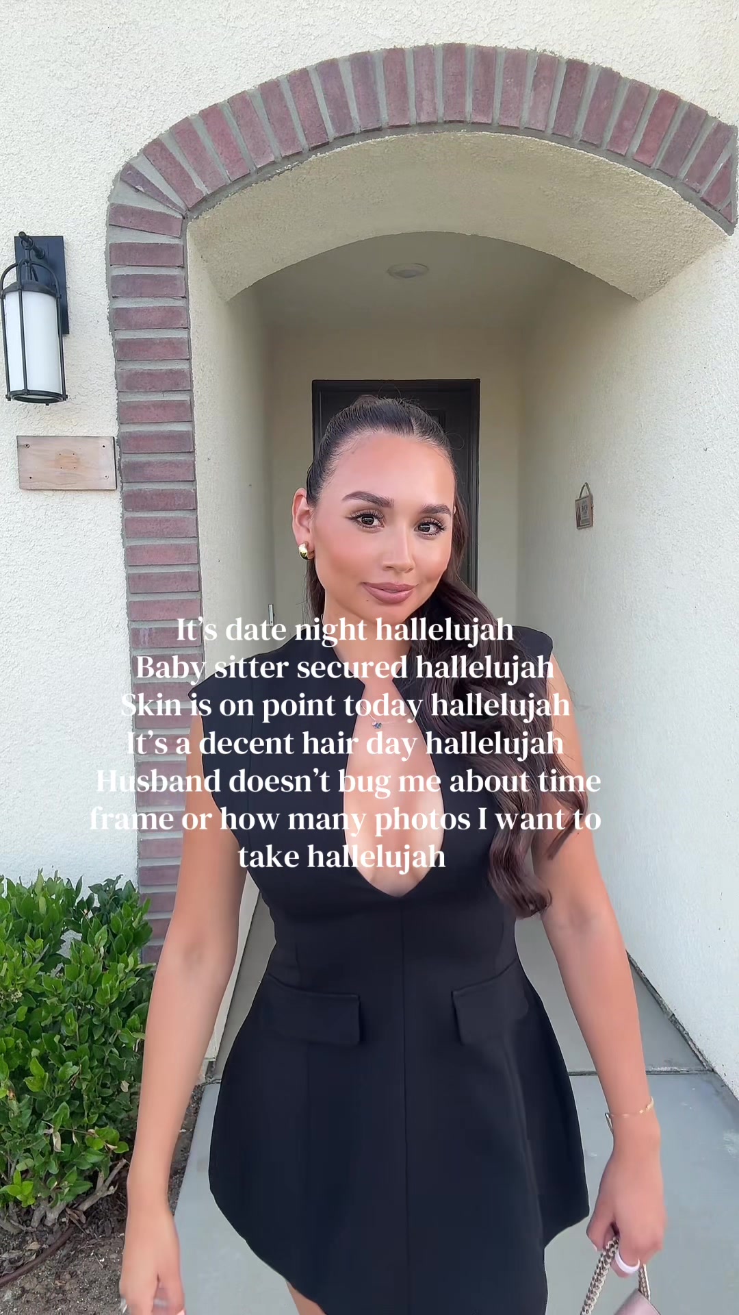 @heyyytheredalilaa