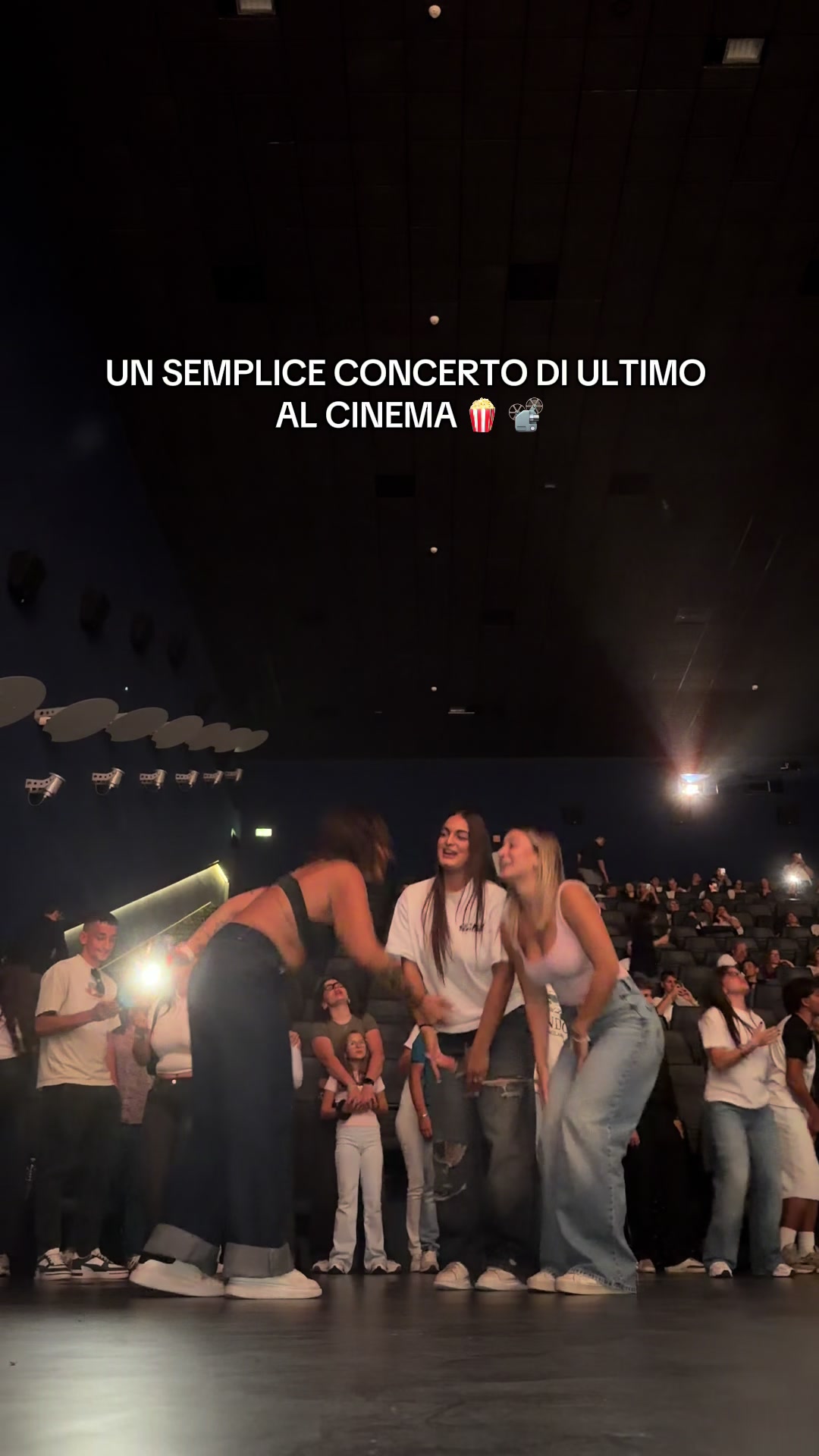 @aurorarullo_