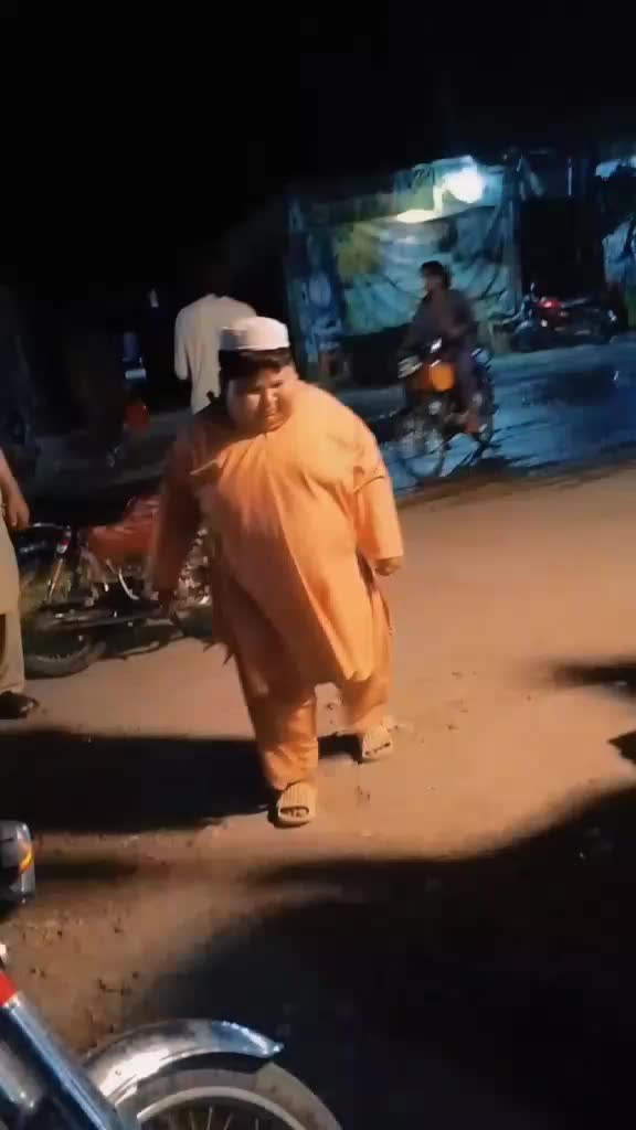 @Chota Khan Baba