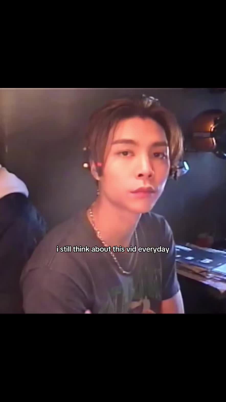 @anni ᥫ᭡