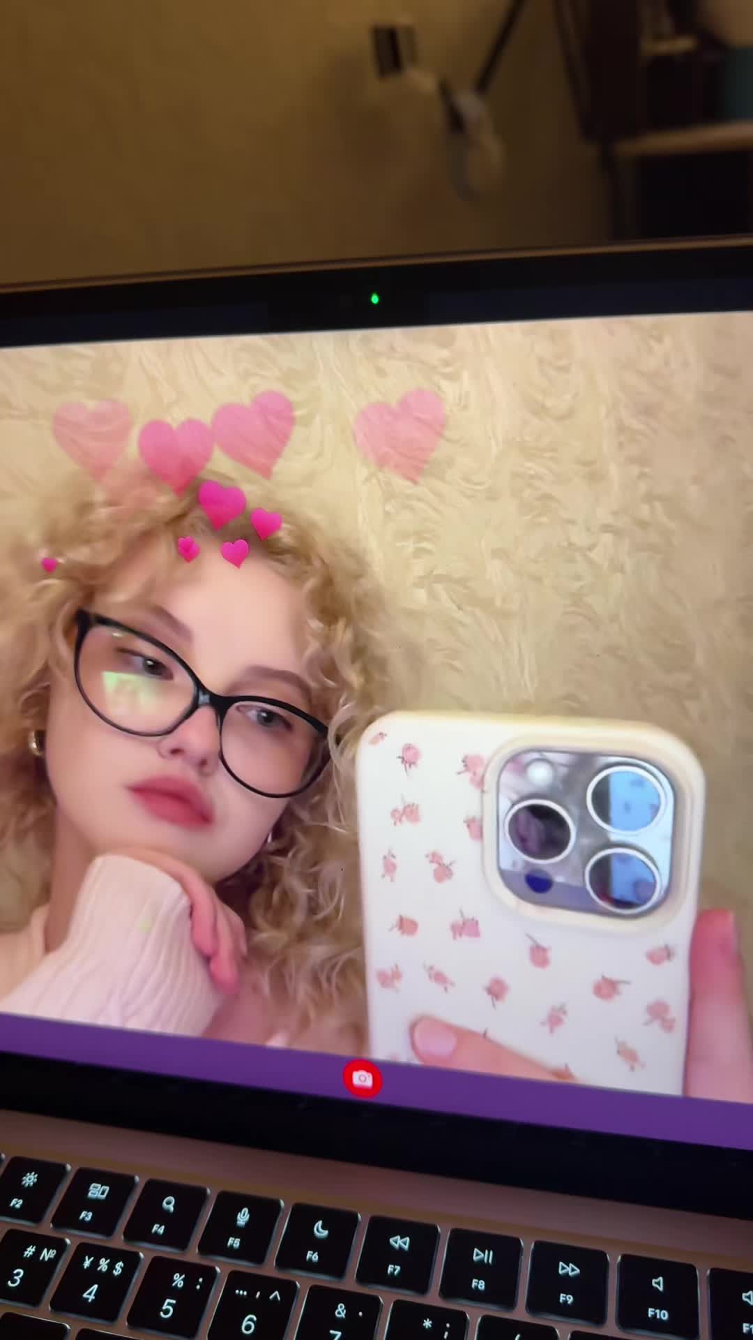 @рия вэсликс <33