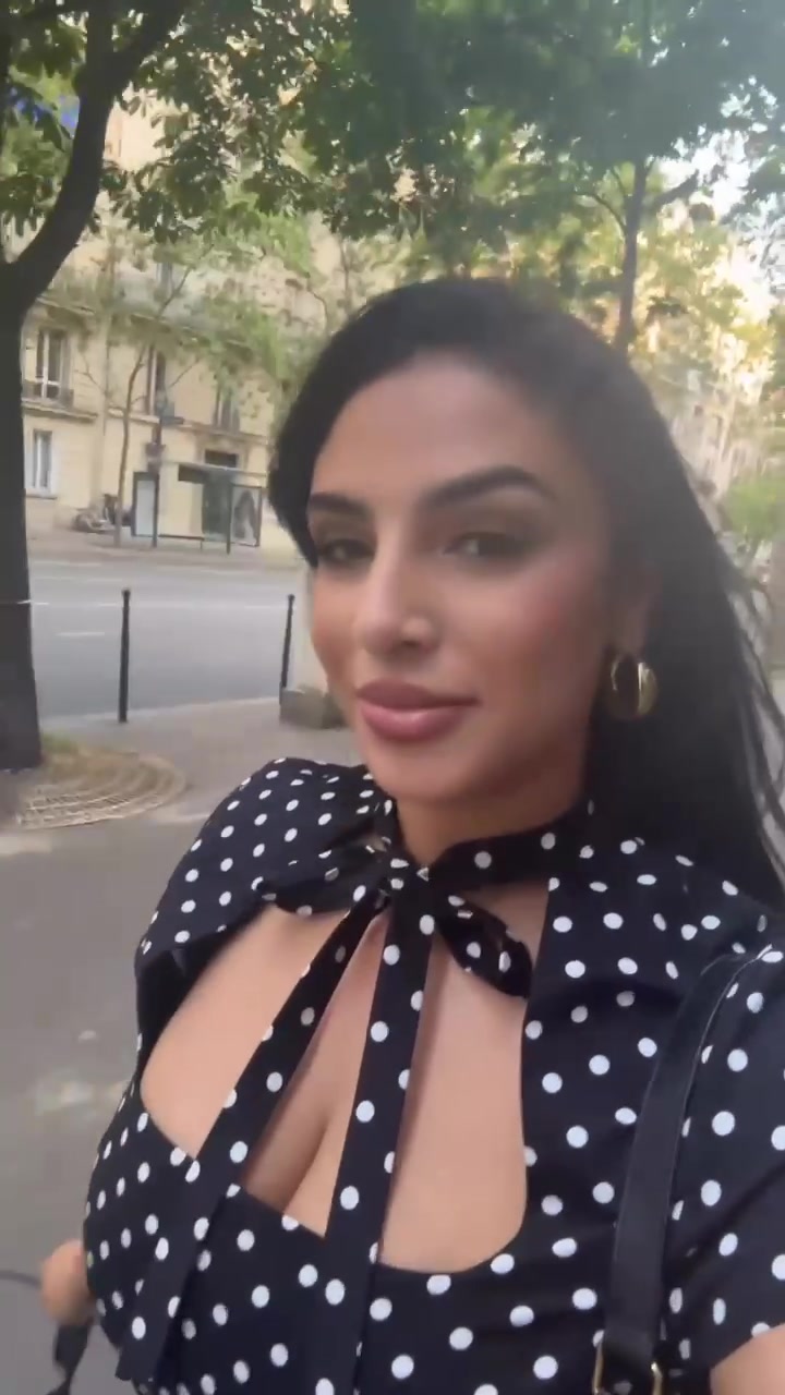 @Zohra_Sohane