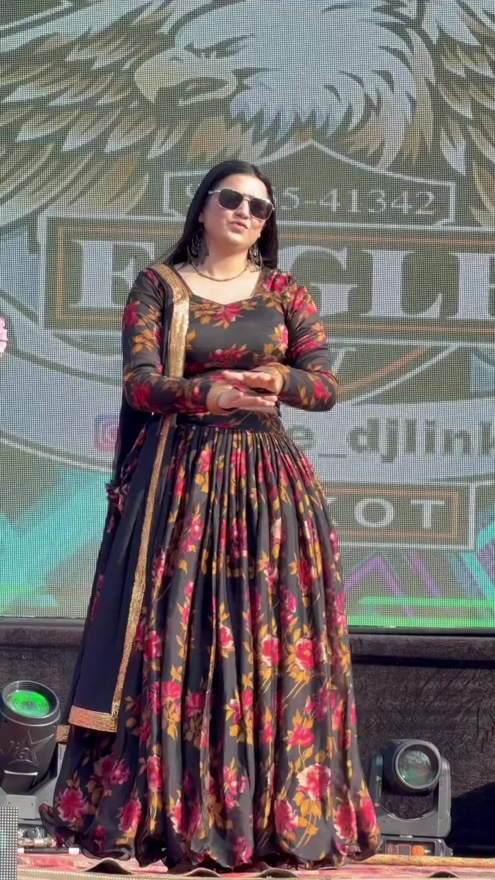 @Aj_Malika011