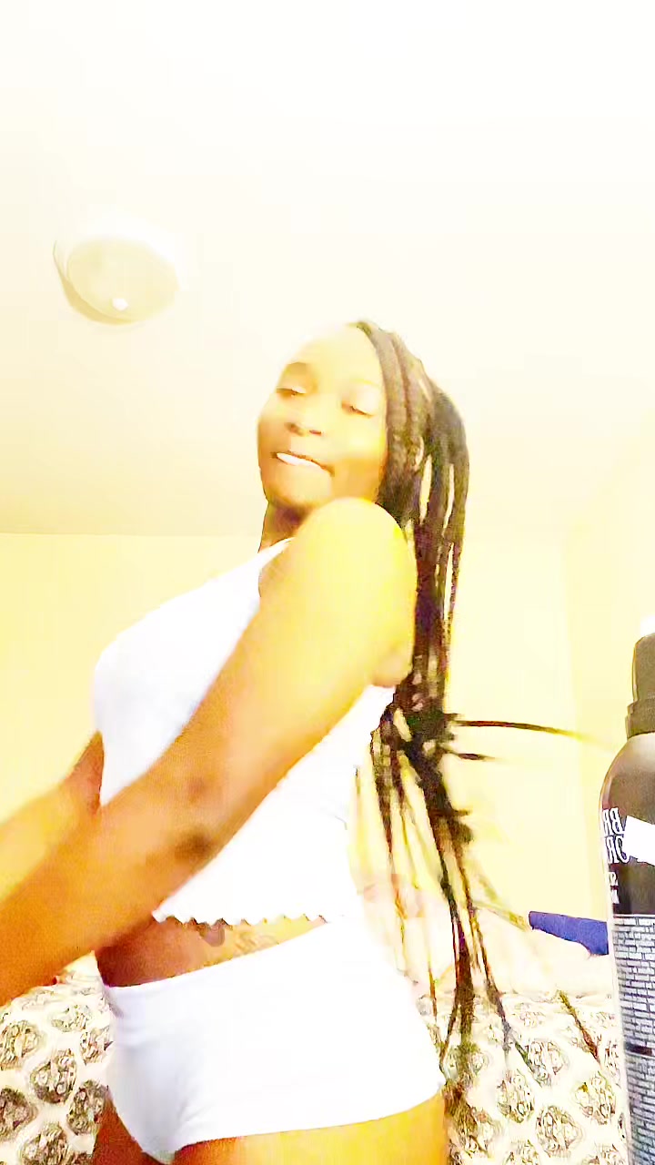 @NayaSecretpage