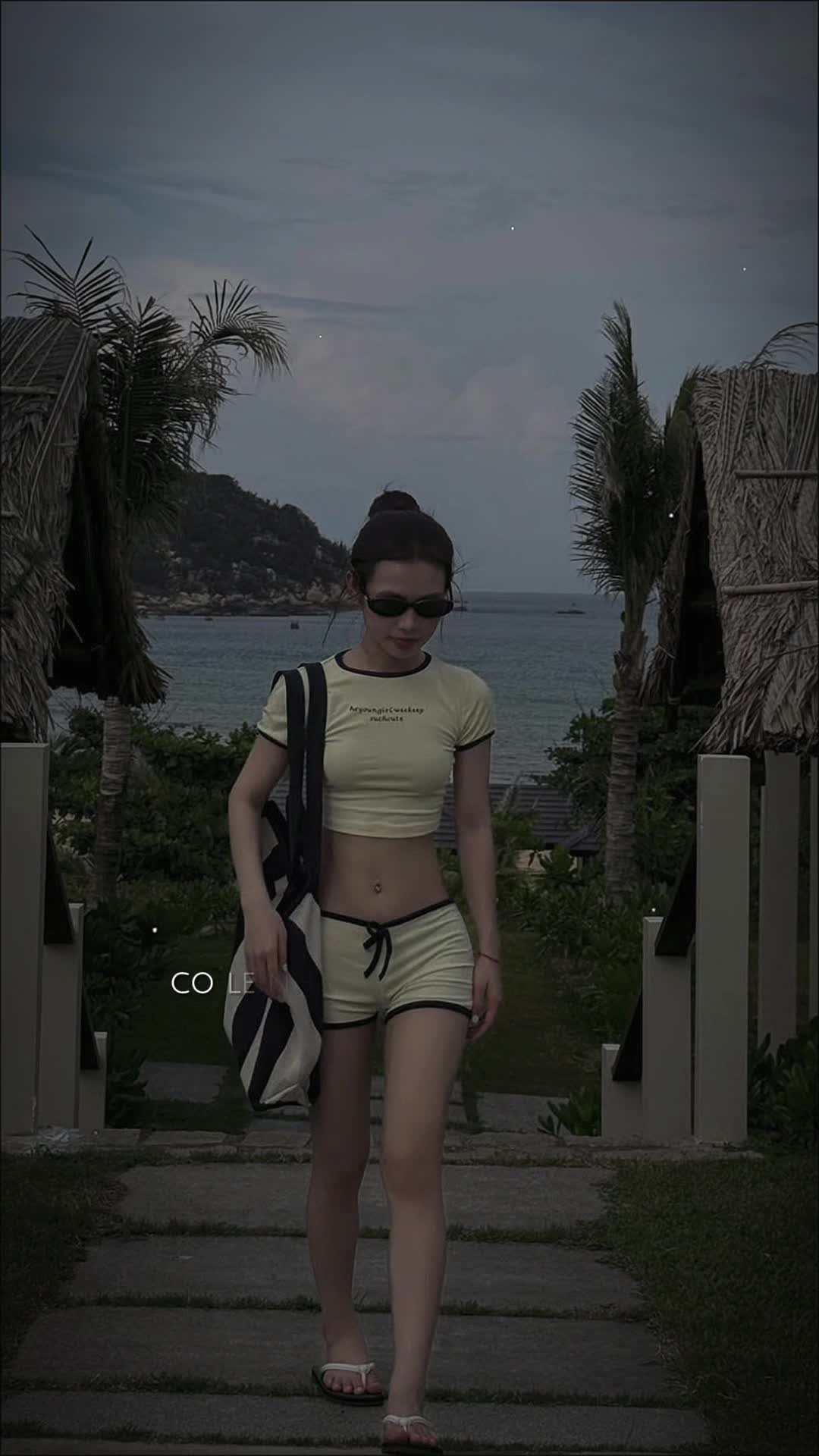 @Muối Bikini
