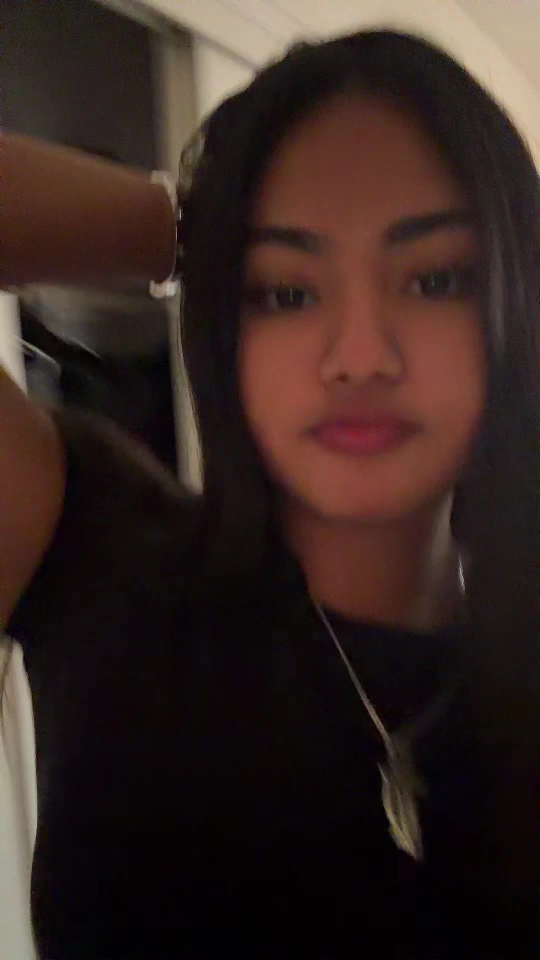 @AnnieFlores