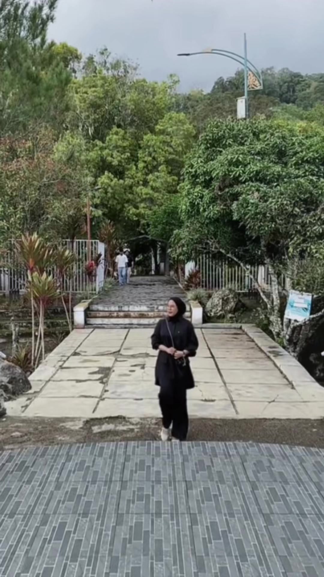@LolitaKhan