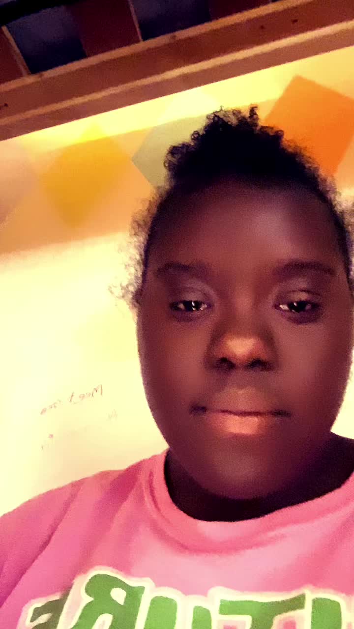 @MissZoeAaliyah09. Pit babe