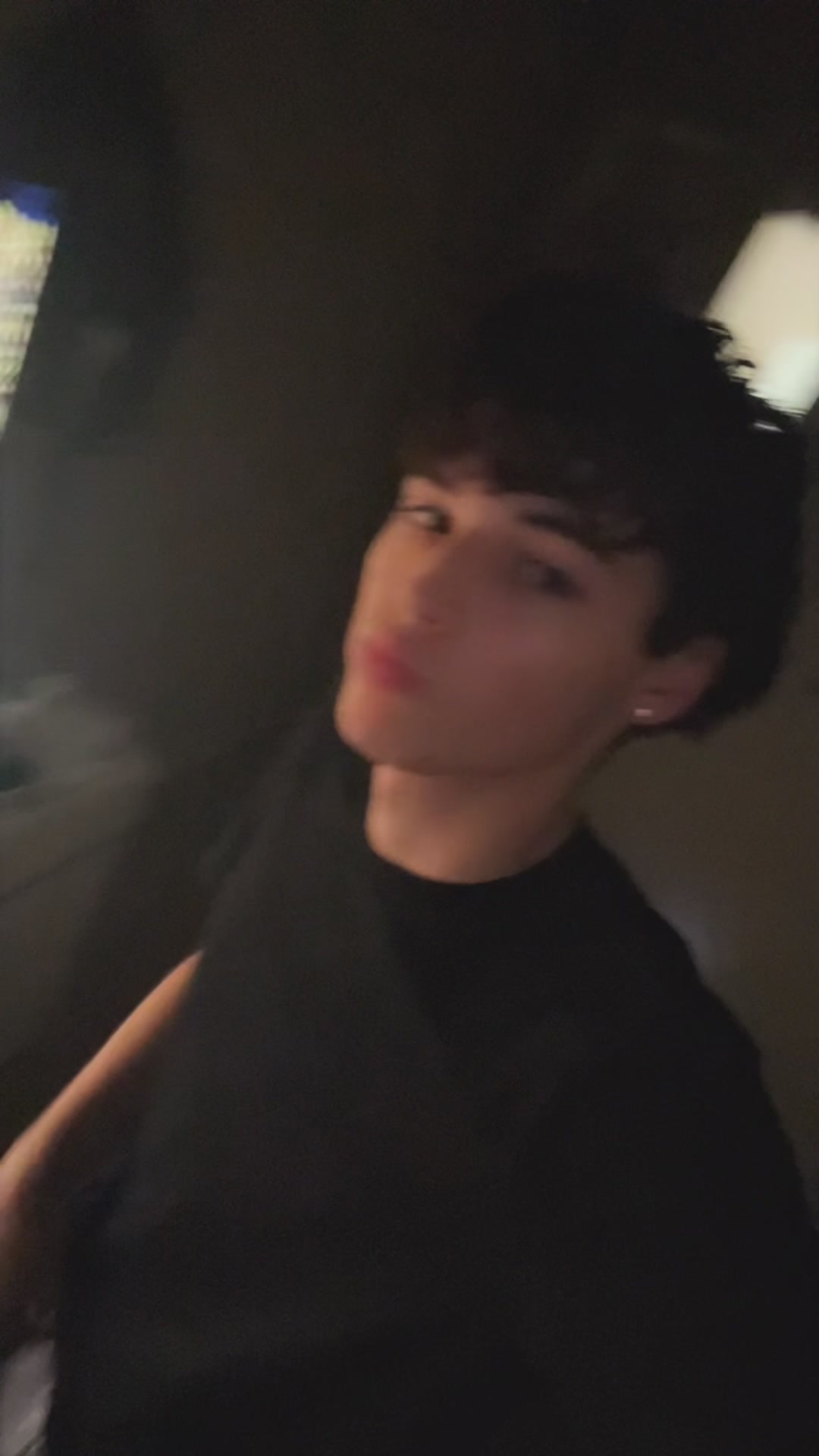 @trist9n