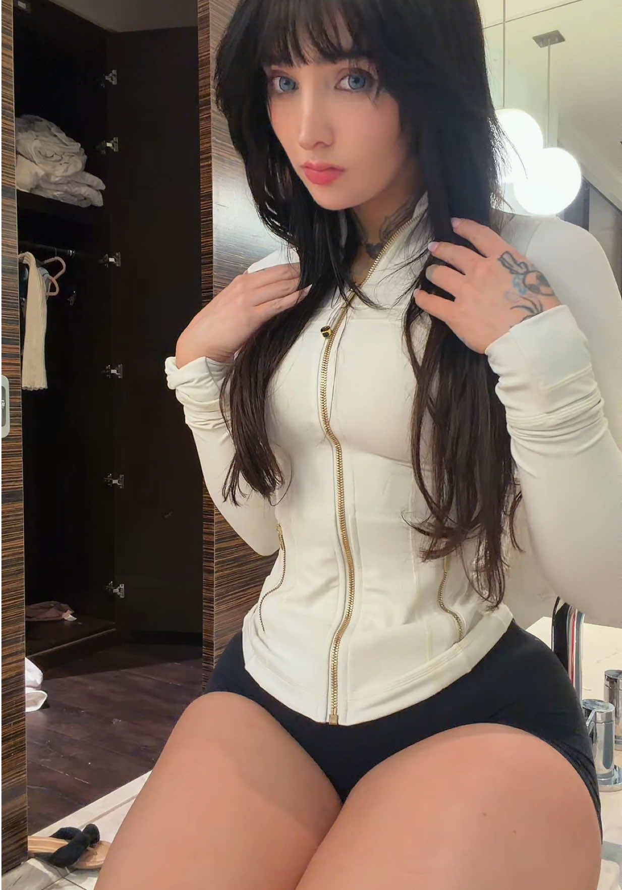 @aniejoy_