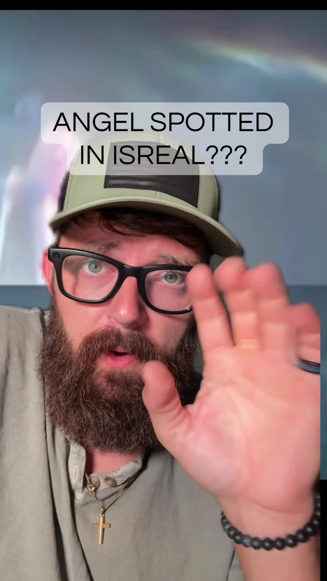 @r3alism_0fficial