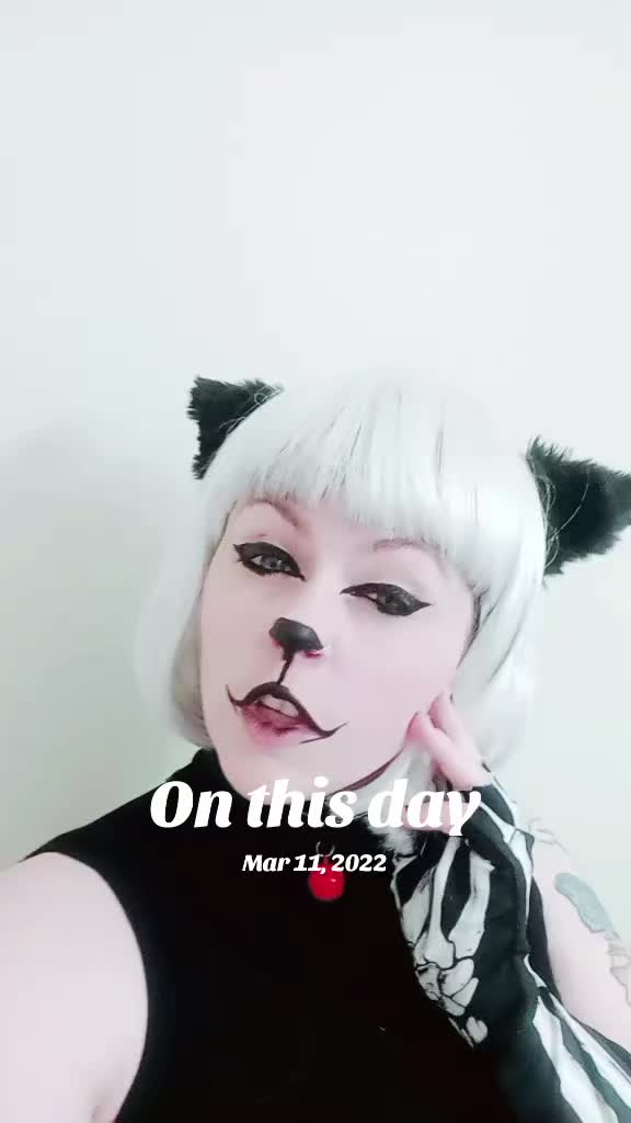 @MizzKatz