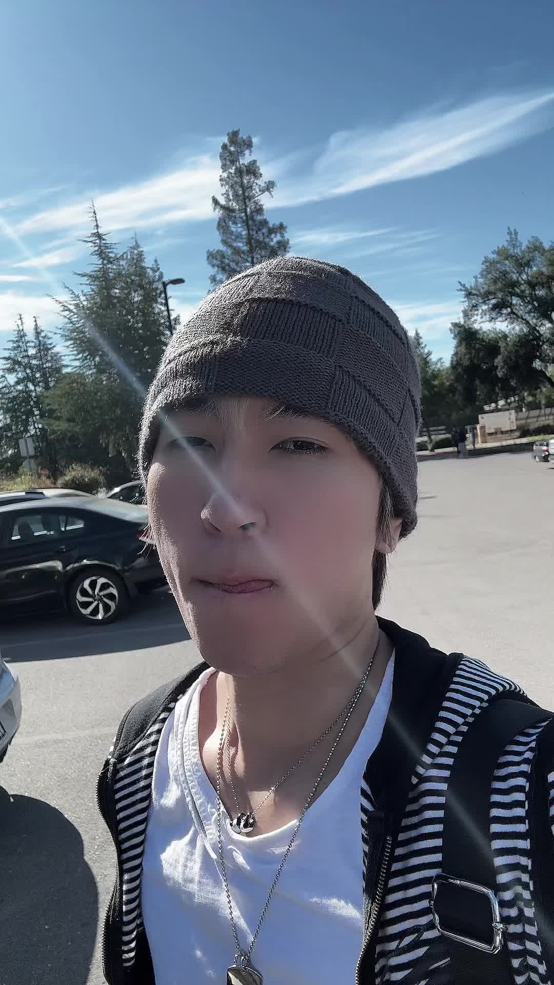 @℮*