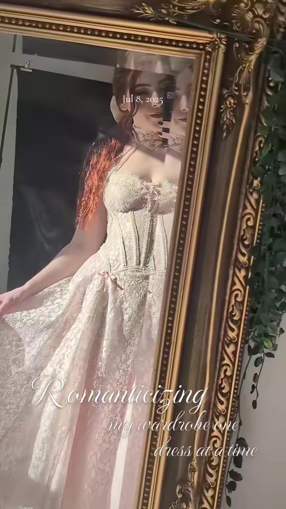 @thescarletthuntress