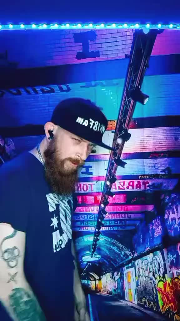 @#618Fam