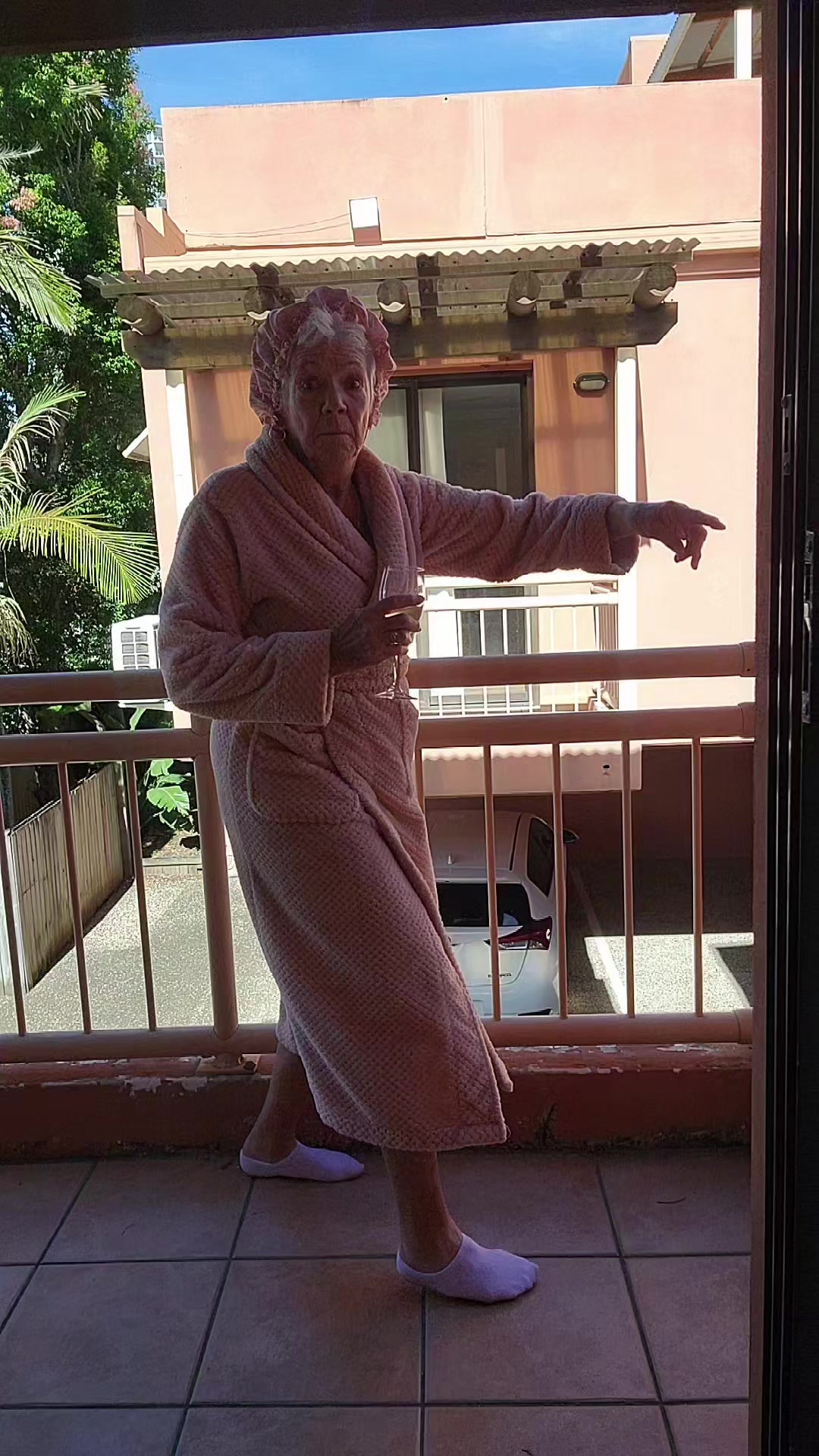 @grooveynannygranny