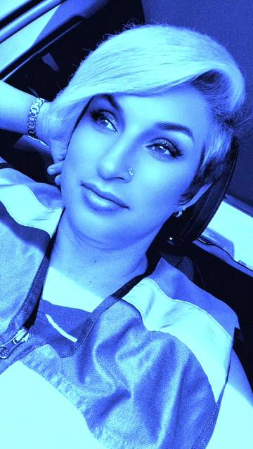 @EyeCandiXoX
