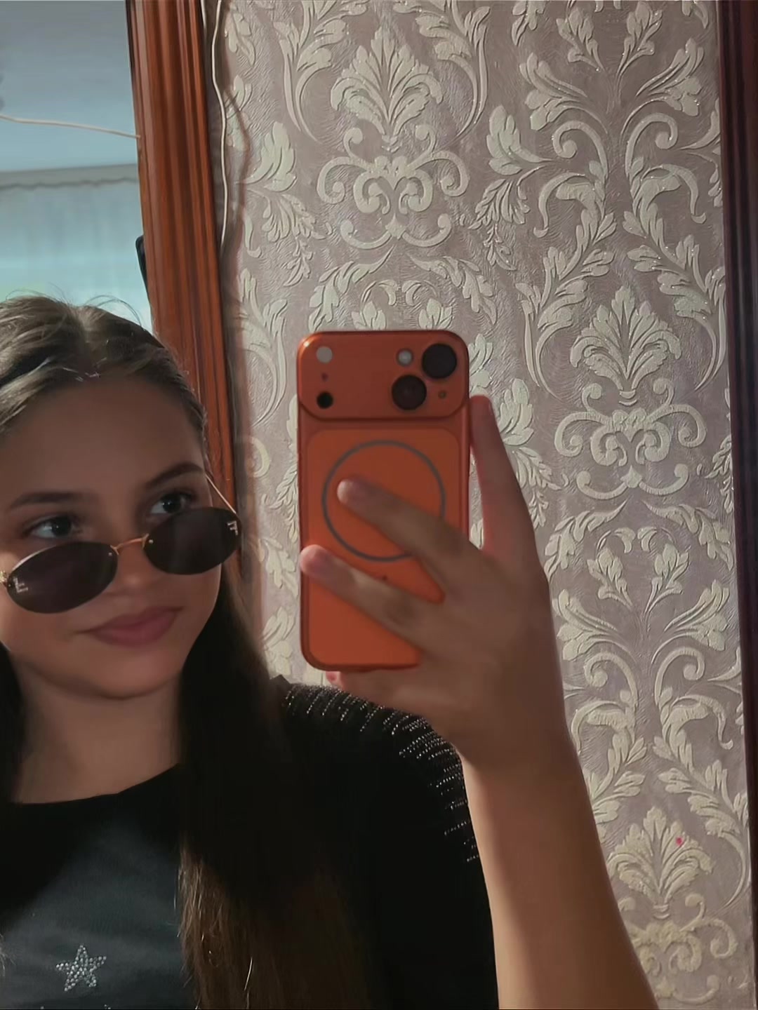 @🖤