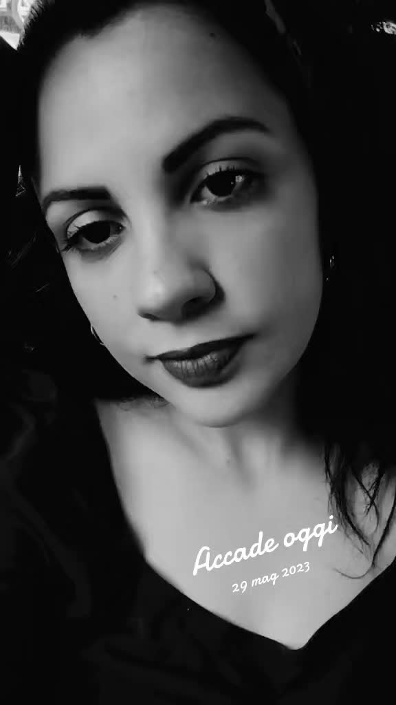 @Vale 🌻🌻🌻