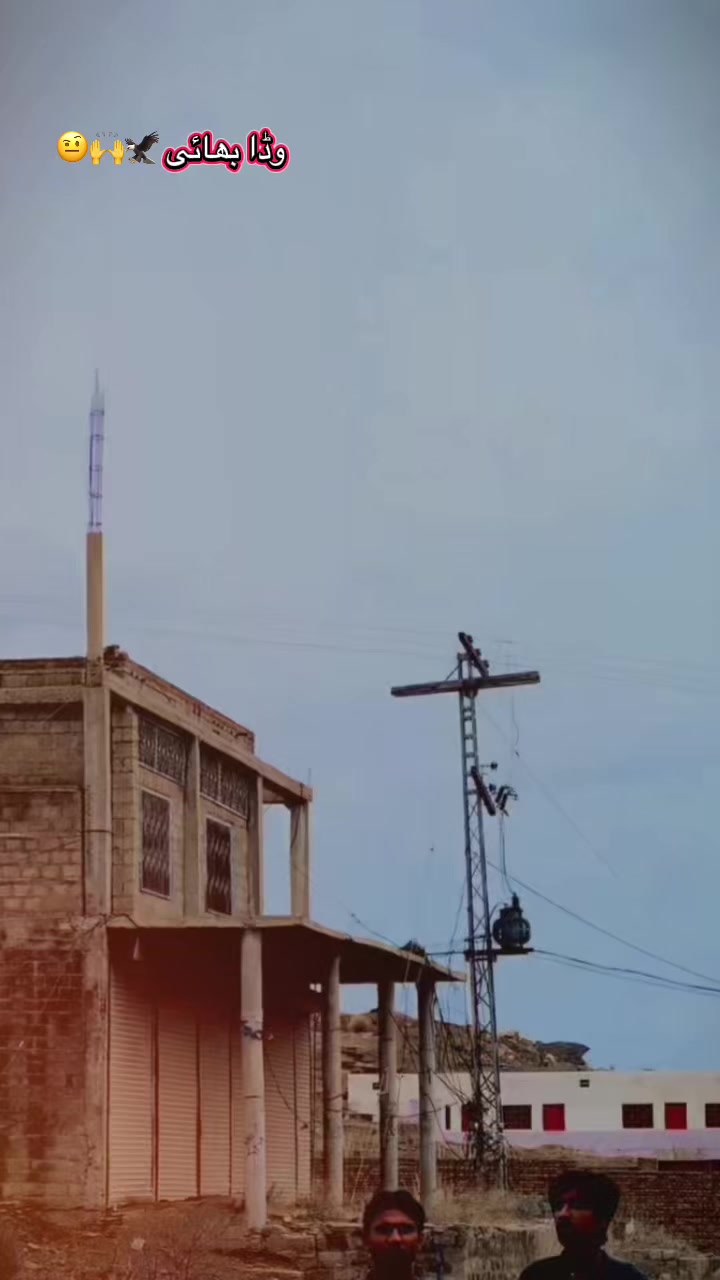 @کنگ نازک 🙌🖤