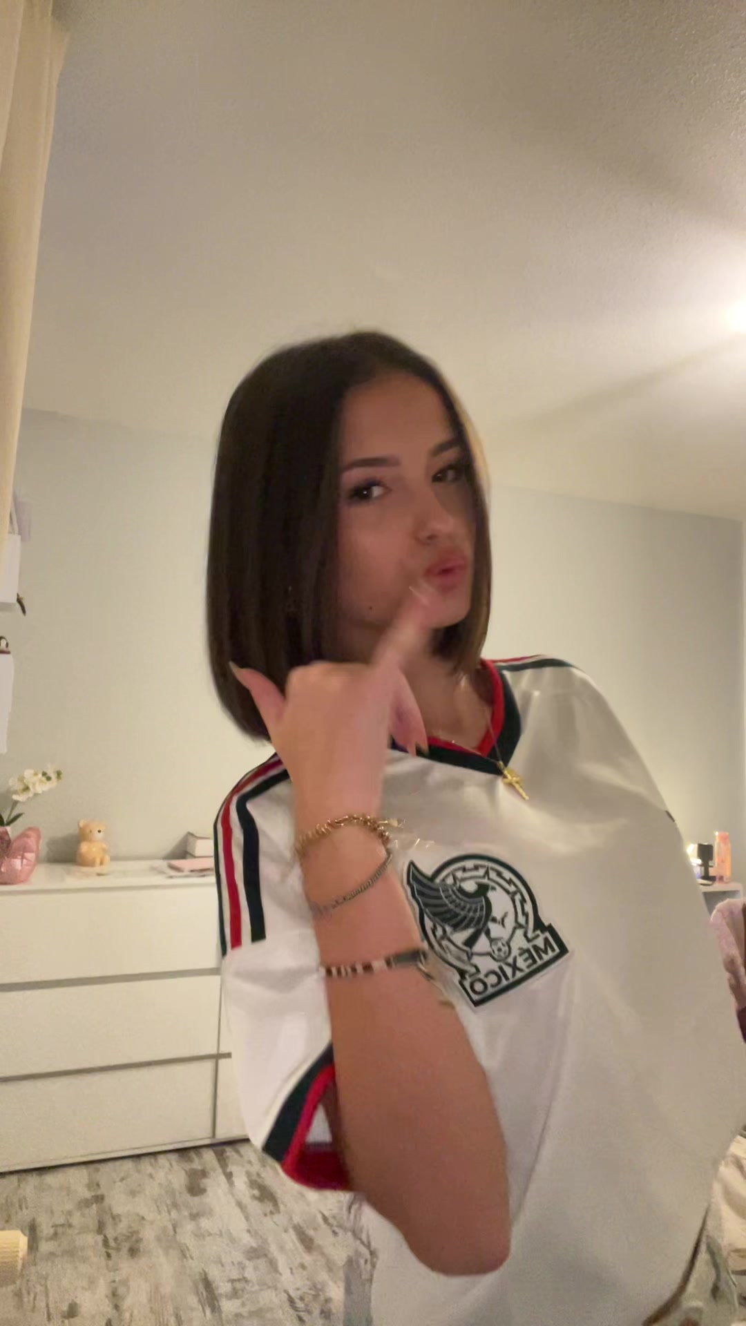 @vaeavaaa