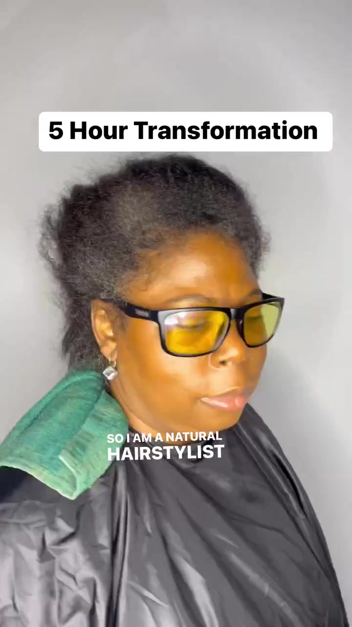 @Strawberricurls | Hairstylist