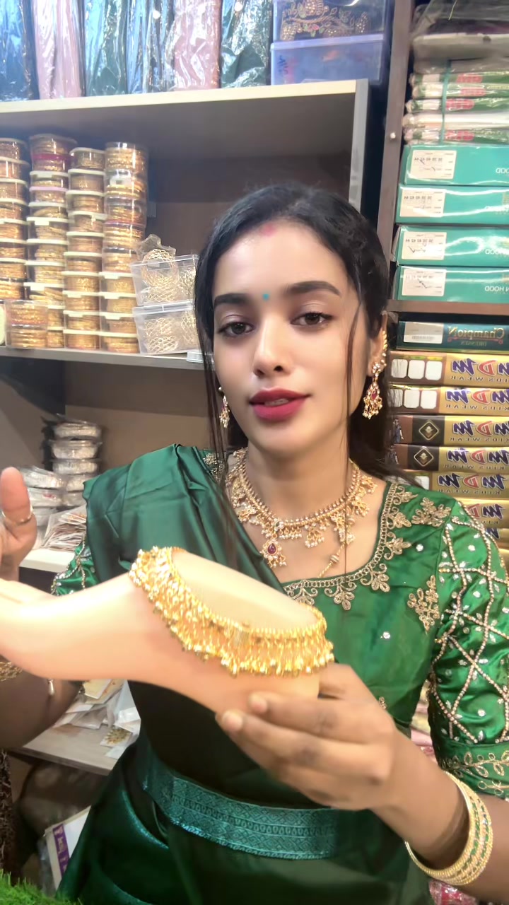 @Chitra India Collection🥻/🎂💐