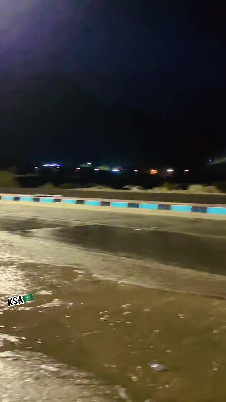 @ن ص ي ر حسين مروت ________A