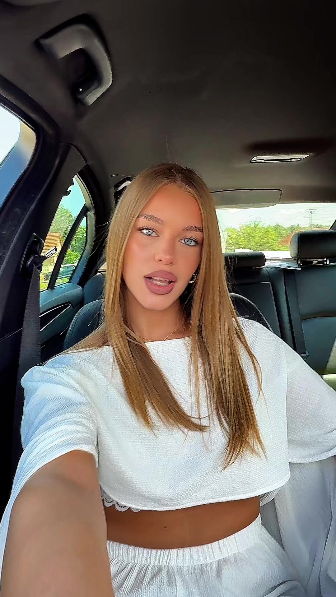 @natasa