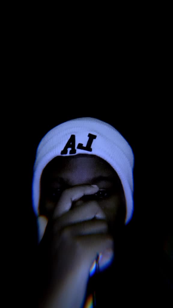 @Drãpeãu_Nøïr🏴🏴