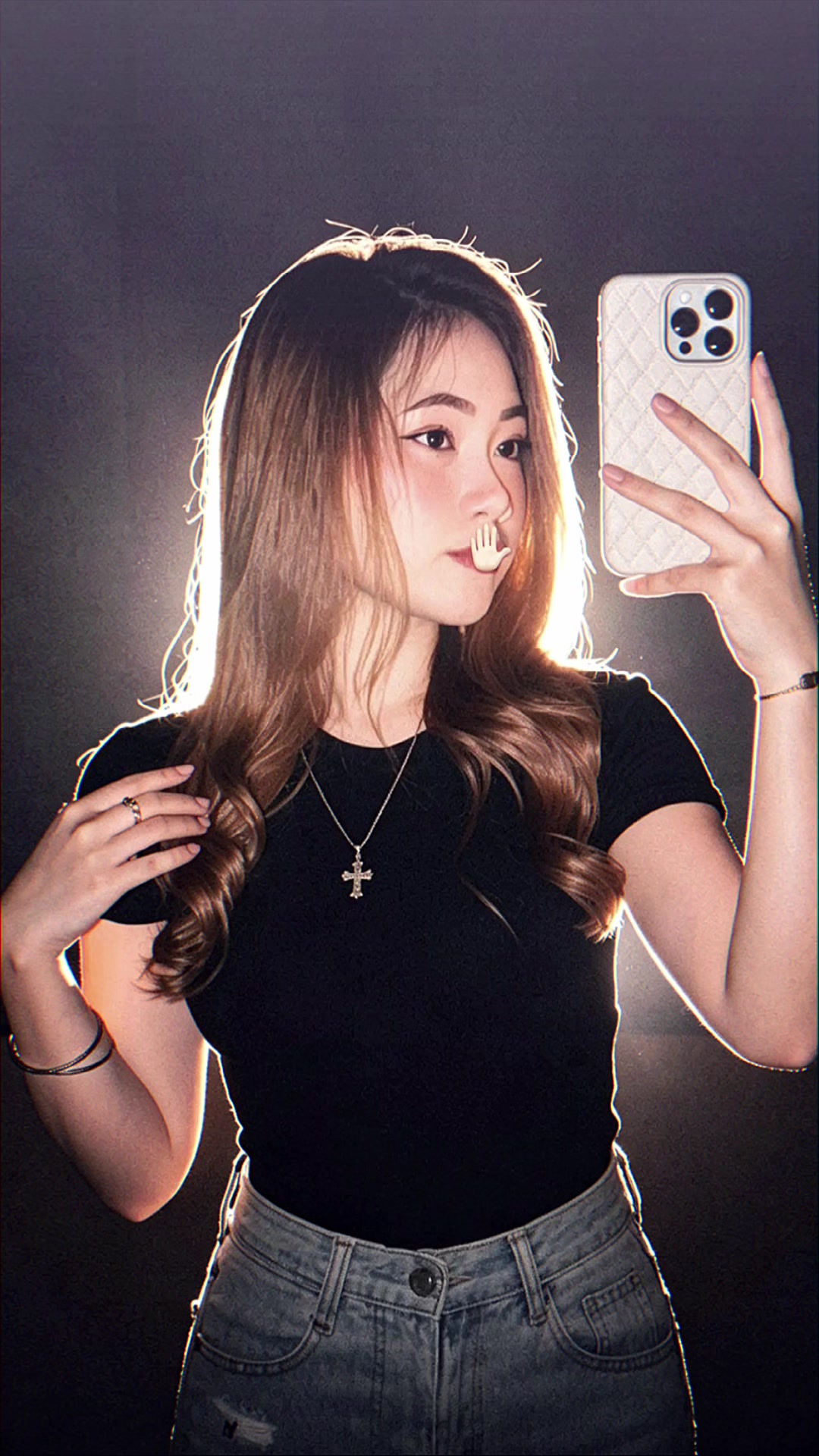@𝔞 𝔠 𝔥 𝔞 𝔞