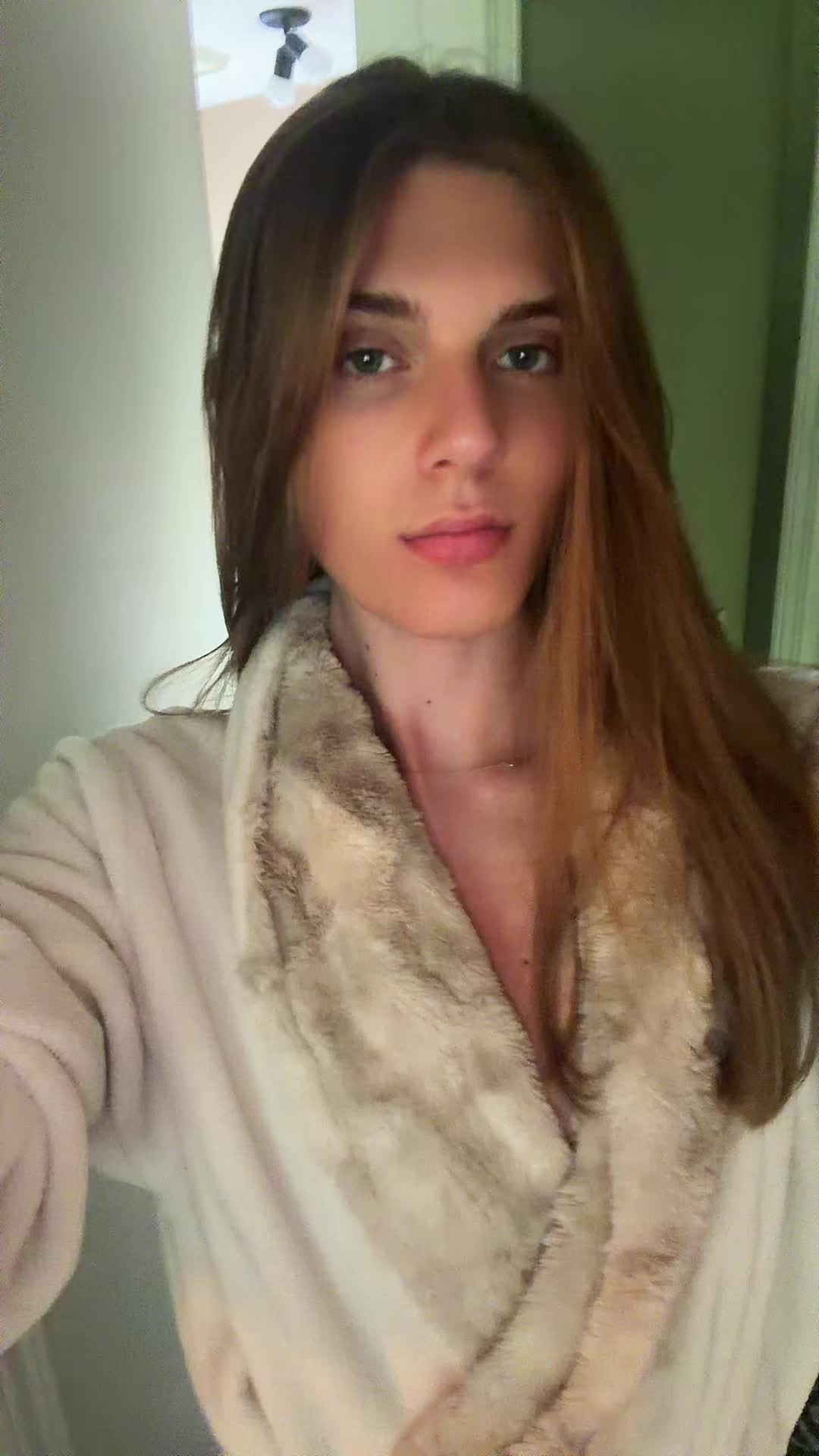 @️