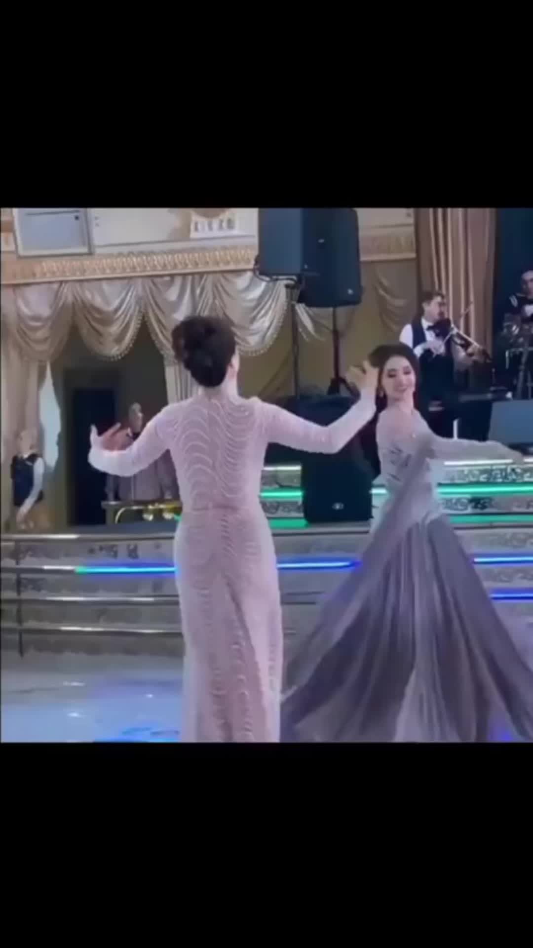 @𝐴𝑦𝑠𝑢🕊️