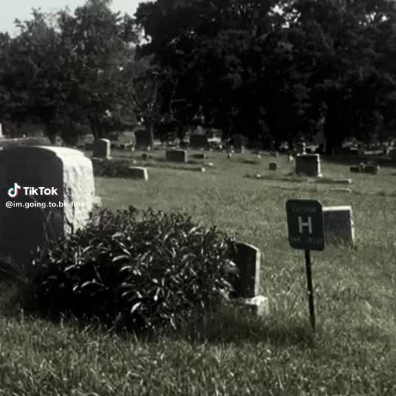 @🧟♂️