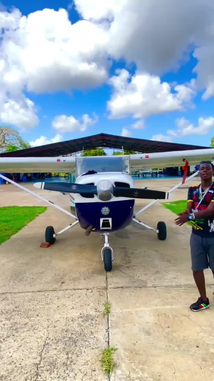@The Turkana Boy Flying 🇰🇪