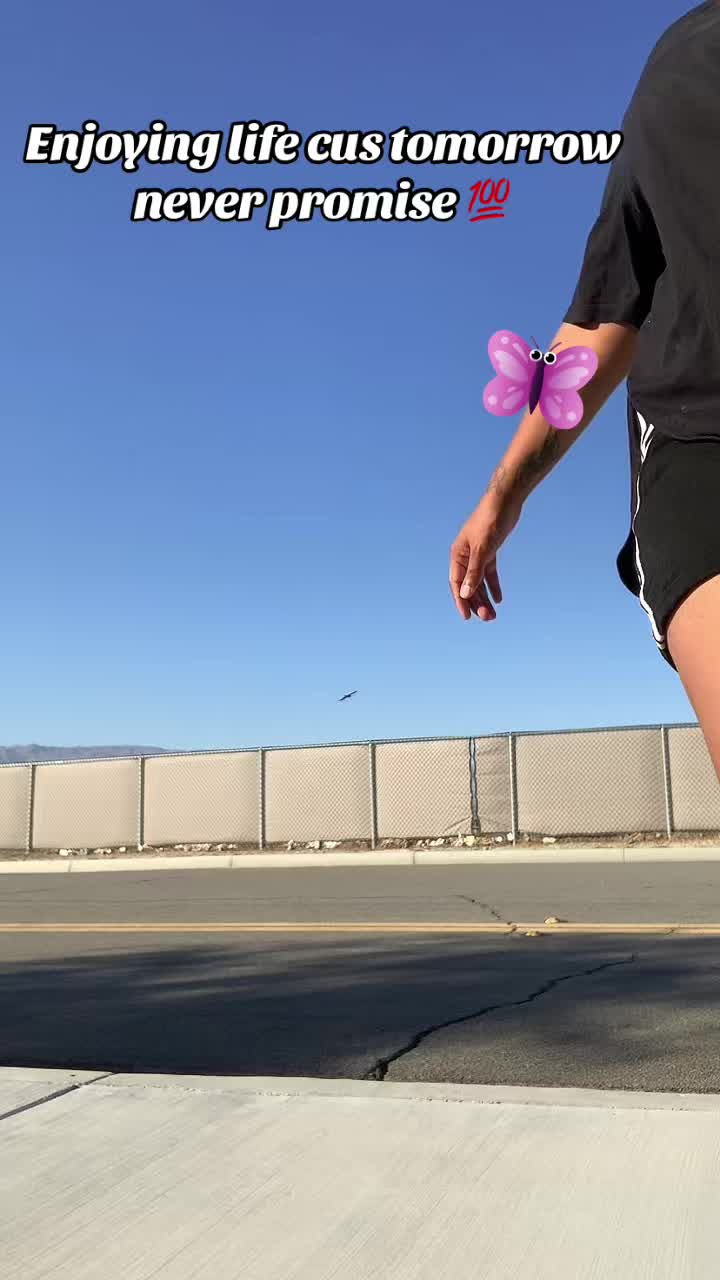 @mommyQalyn