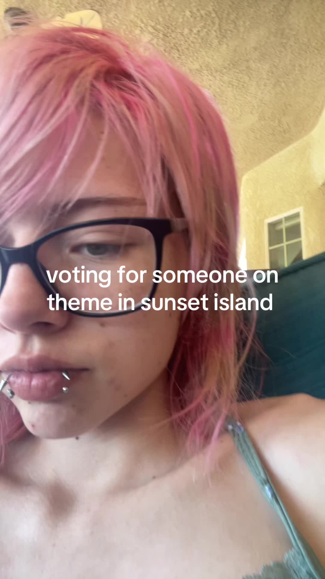 @_.Mothgirl._