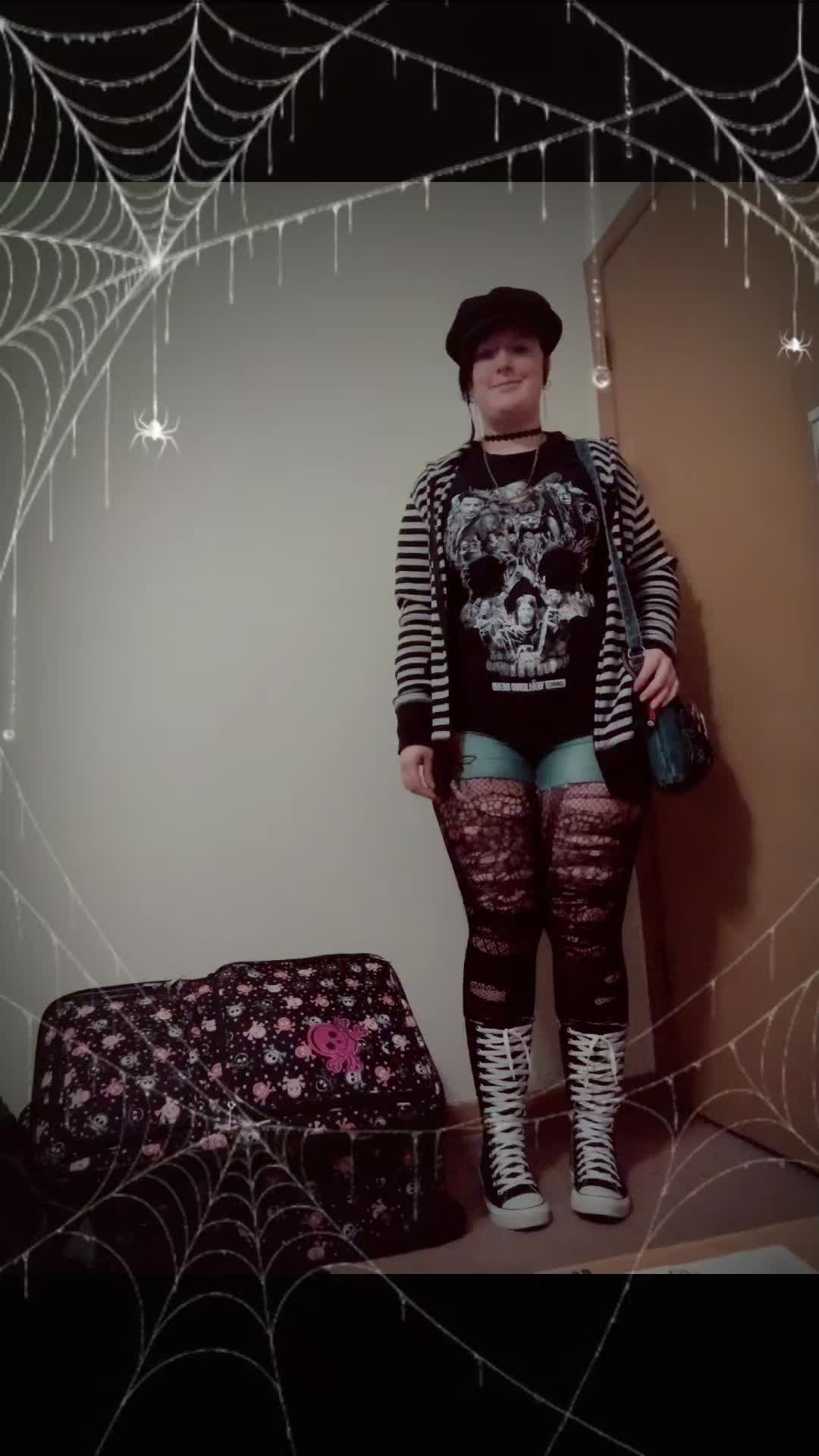 @𖦹⭒&deg;｡⋆🖤₳ꕷႬ𝙇𝓨ກກ𝖊🦇˖𖦹⭒&deg;｡⋆